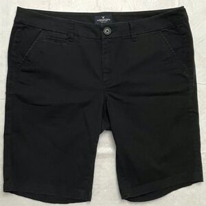 Women's American Eagle Outfitters Black Bermuda Shorts Size 12